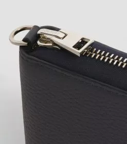 TOM FORD Leather Chain Wallet DNVNAVY Wallets -TOM FORD Shop tom ford leather chain wallet 15263410 33431175 1000