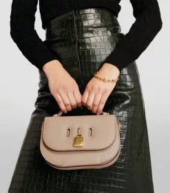 TOM FORD Leather Padlock Saddle Bag U8006 Crossbody Bags -TOM FORD Shop tom ford leather padlock saddle bag 17497423 36155359 1000