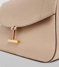 TOM FORD Leather Tara Top-Handle Bag U8006 Top Handle Bags -TOM FORD Shop tom ford leather tara top handle bag 17484264 36164821 1000