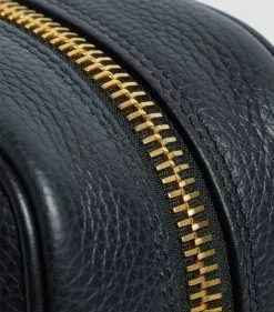 TOM FORD Small Leather Messenger Bag BLK BLK Messenger Bags -TOM FORD Shop tom ford small leather messenger bag 15086190 25842282 1000